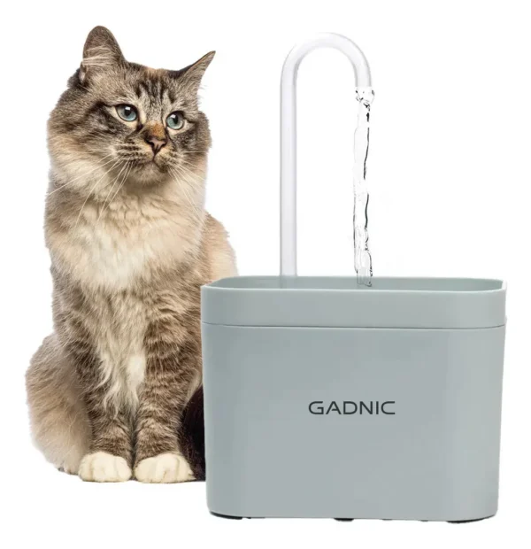 D_NQ_NP_650134-MLA109296175297_032026-F.webp Bebedero Fuente Automática para Perros y Gatos Gadnic