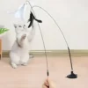 D_NQ_NP_995480-MLA112392449935_052026-F.webp Juguete Varita Interactiva con Plumas para Gatos